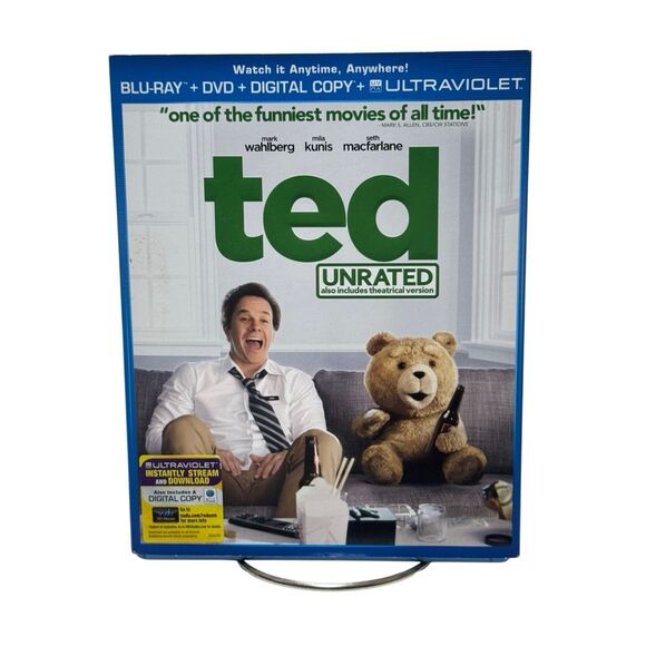 Ted (Two-Disc Combo Pack: Blu-ray + DVD  unrated)  Universal - Picture 1 of 6